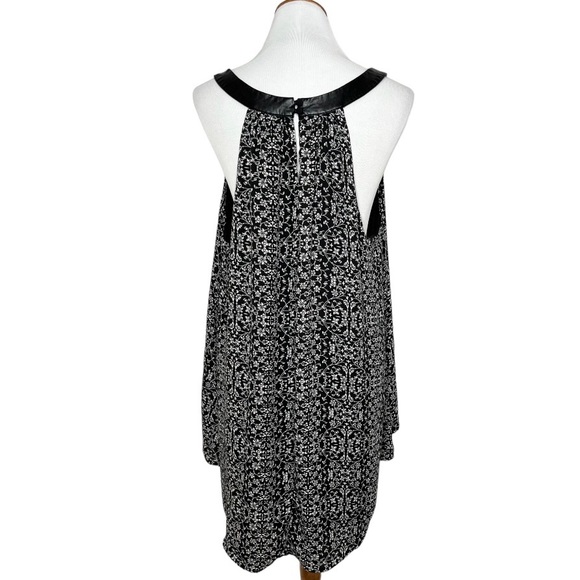Torrid Black White Floral Faux Leather Halter Swing High Low Sleeveless Top 2X - Picture 4 of 10